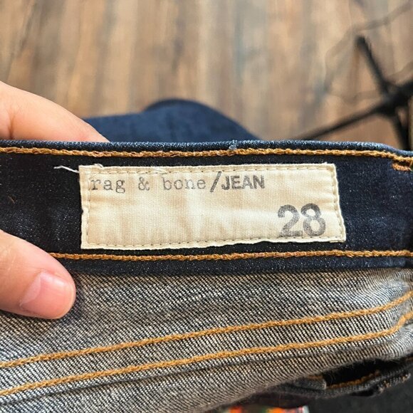 Rag & Bone dark wash Skinny jeans - Picture 5 of 6